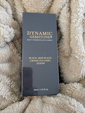 Dynamic Gemstone Black Jade Black Caviar Volcanic Serum -